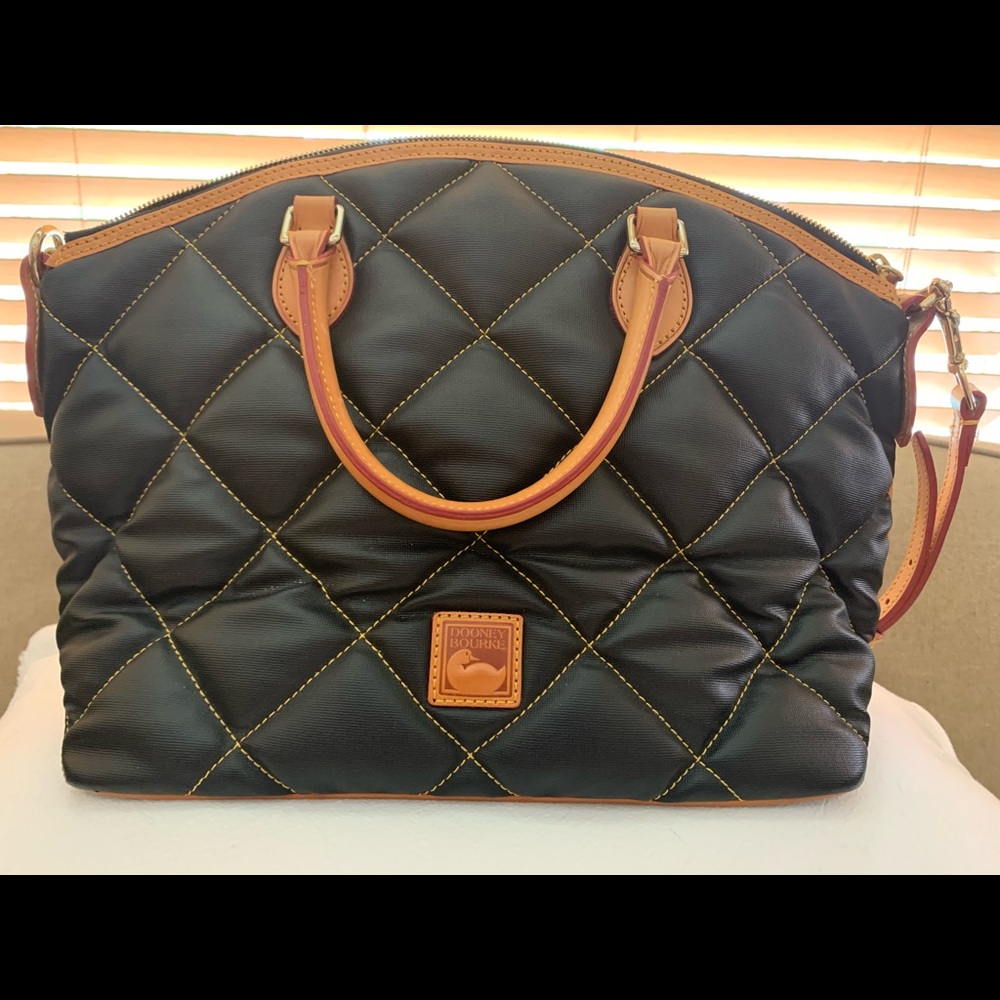 Dooney Bourke black quilted hand bag